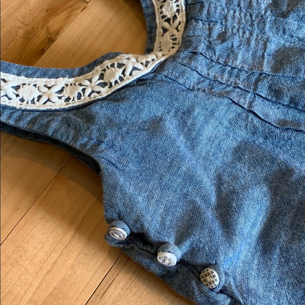 Only worn once - Picture 3 of 4